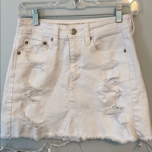 American Eagle ripped jean skirt